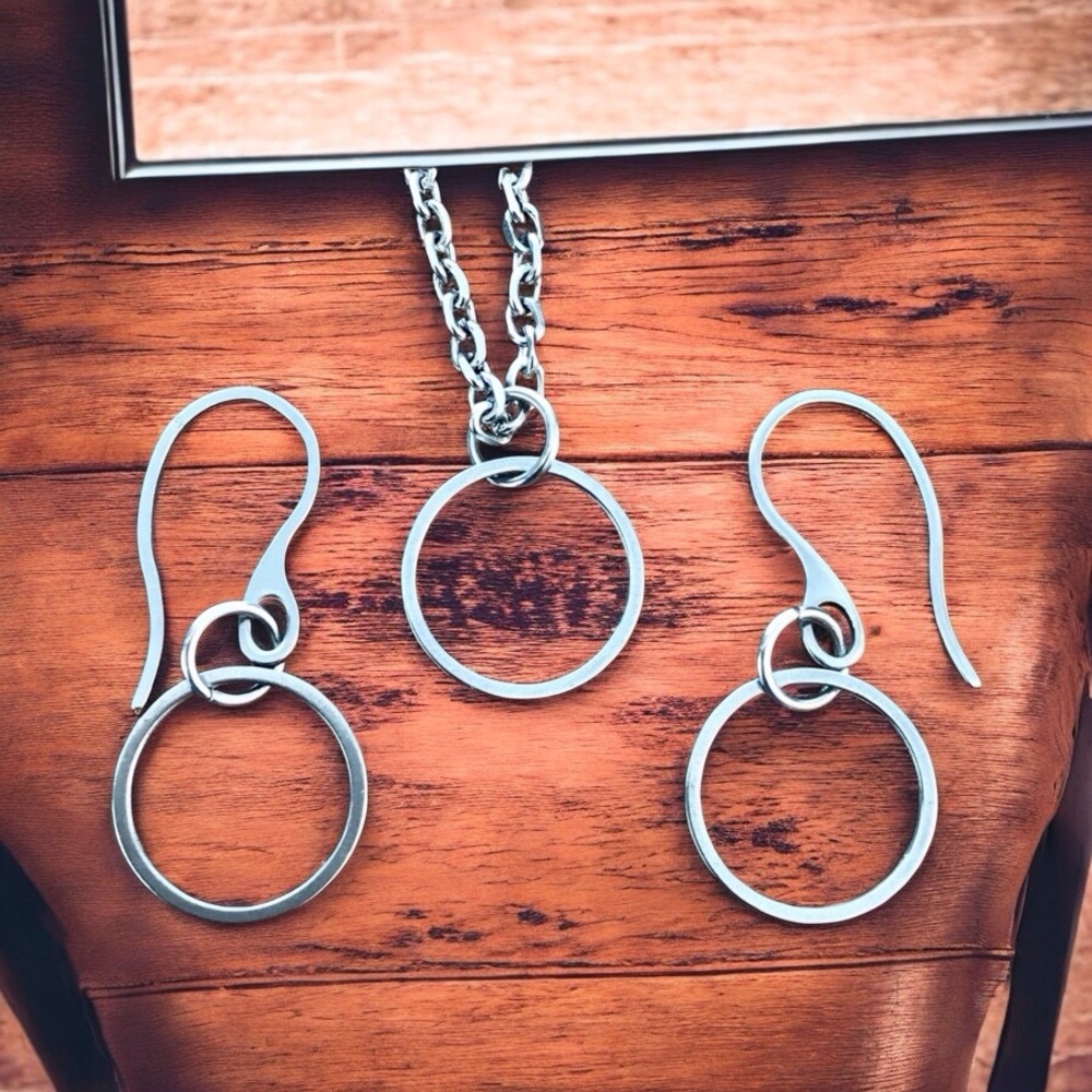 🆕 Circle Shaped Necklace and Earrings Set Stainless Steel